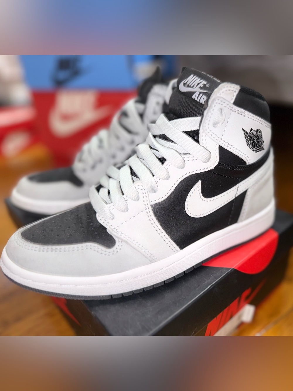 Nike Air Jordan 1 Retro High Shadow Size 4